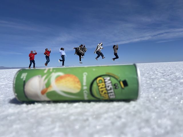 【ウユニ塩湖】トリック写真