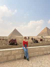 Giza pyramids 