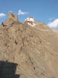 Namgyal Tsemo: The Ancient Fortress on Tsemo Hill