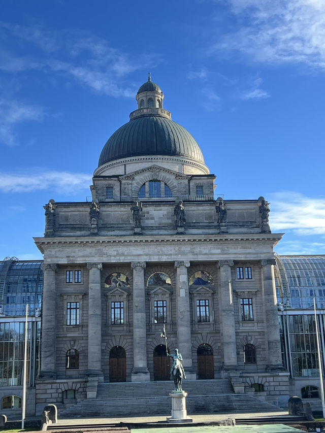 🇩🇪 慕尼黑王宮花園（Hofgarten）🌹🌹🌹