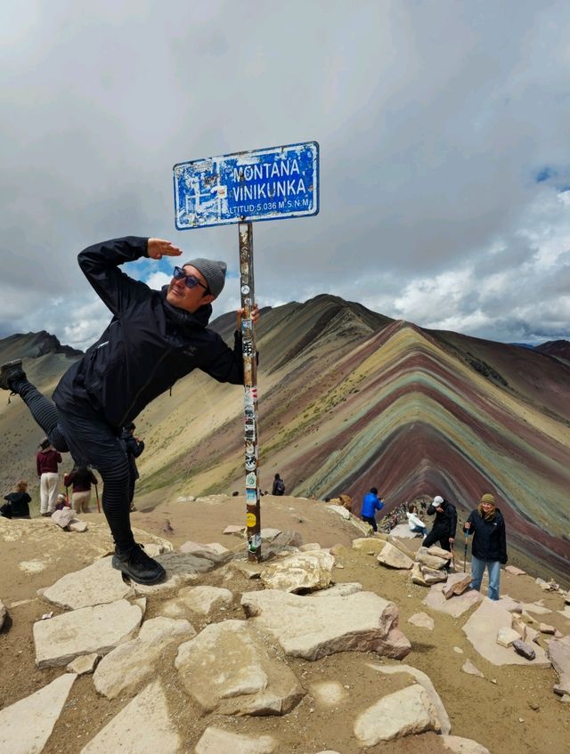 해외여행 페루 5000m의 고산 Vinicunca Rainbow Mountain