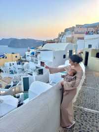 Santorini with a baby (2 months old)🇬🇷🤍