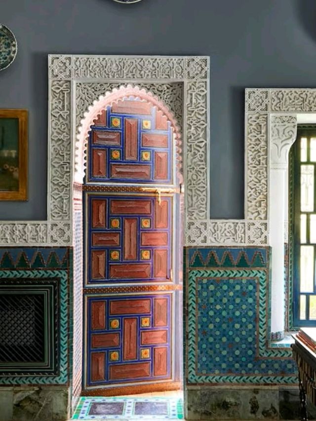 🌿 Villa Oasis: Yves Saint Laurent’s Hidden Paradise in Marrakech 💙