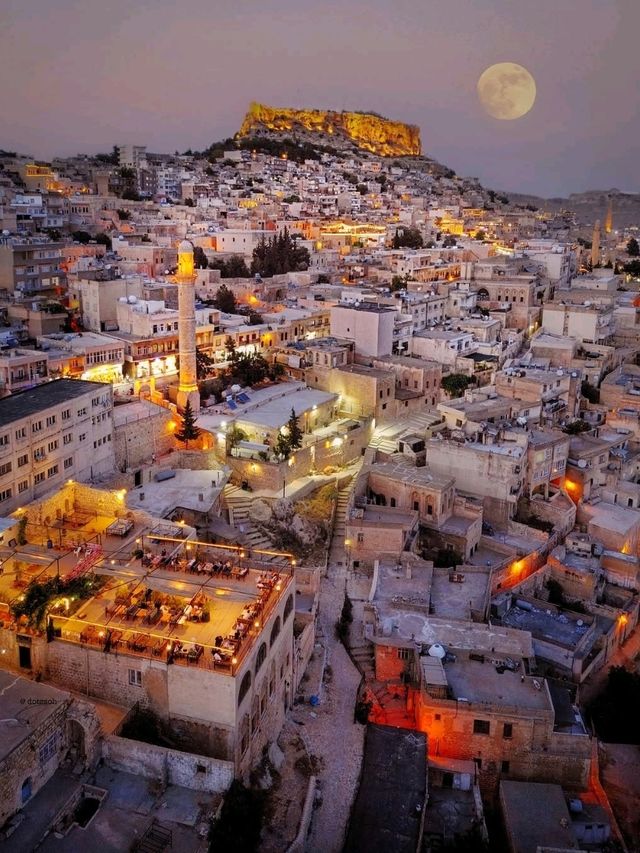 🏰 Mardin: A Timeless City of Stone and Stories 🌄🇹🇷
