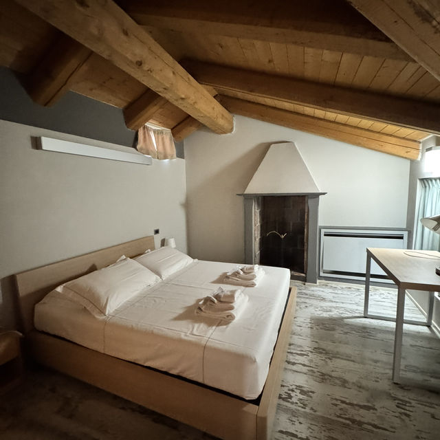 阿爾巴 Alba 的Vincafe住一晚