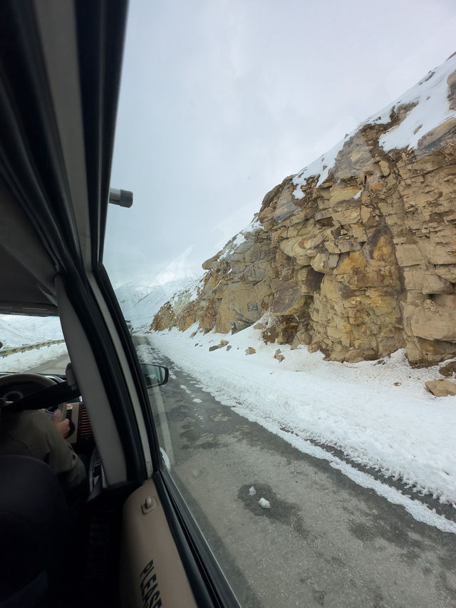 Second highest moto pass in the world!