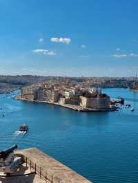 🌿 Upper Barrakka Gardens – Valletta’s Best Viewpoint