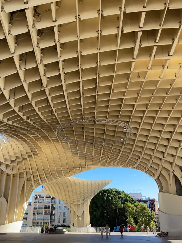 Sevilla Centre: Heart of History & Culture 🏛️🌿✨
