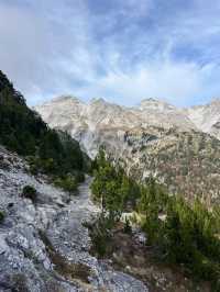 How to Conquer Rosni Peak (Without Crying… Too Much)” 