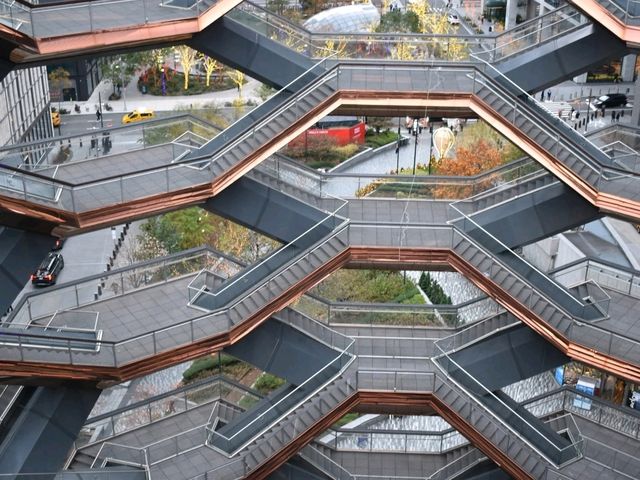 📍Vessel at Hudson Yards, NYC 🐝 ✨