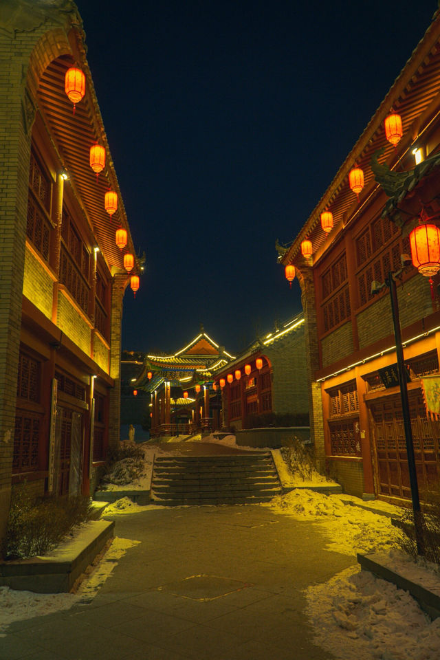吉林這動漫感的夜景，一秒帶你穿越回古代