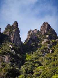 在「低配版黄山」獲得高配遊山體驗