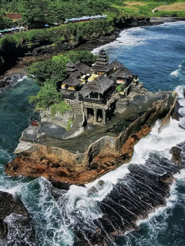 Tanah Lot Temple Bali Indonesia 🏝️ 🇮🇩 
