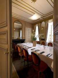 🏰✨ Bruges' Gem: Discover Dukes' Palace Hotel! ✨🏰