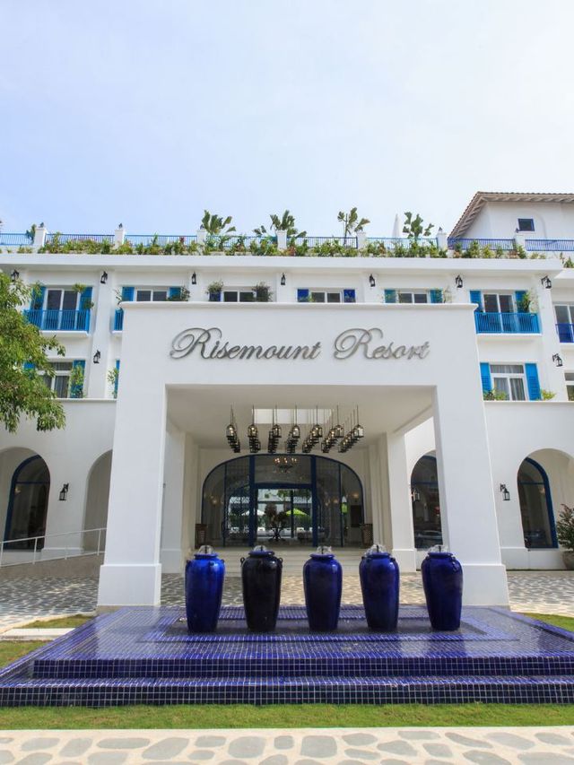 🌟 Da Nang's Hidden Gem: Risemount Resort 🏖️🍹