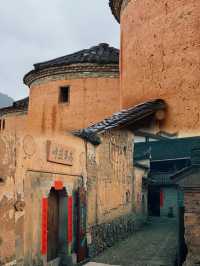 這居然是浙江的土樓差點以為是福建