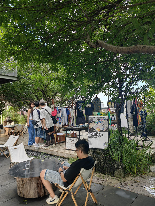 南寧！公園裡的周末市集！