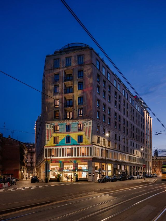 🌟 Milano Marvels: Stay Near the Iconic Duomo! 🇮🇹✨