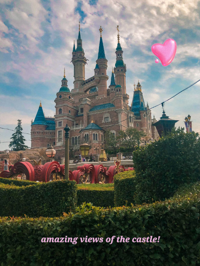 Photo Guide: Alice in Wonderland Maze at Shanghai Disneyland 🌟