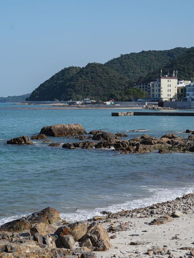 🌊✨ Shenzhen's Seaside Serenity: Wabi-Sabi Chic & Views 🏖️