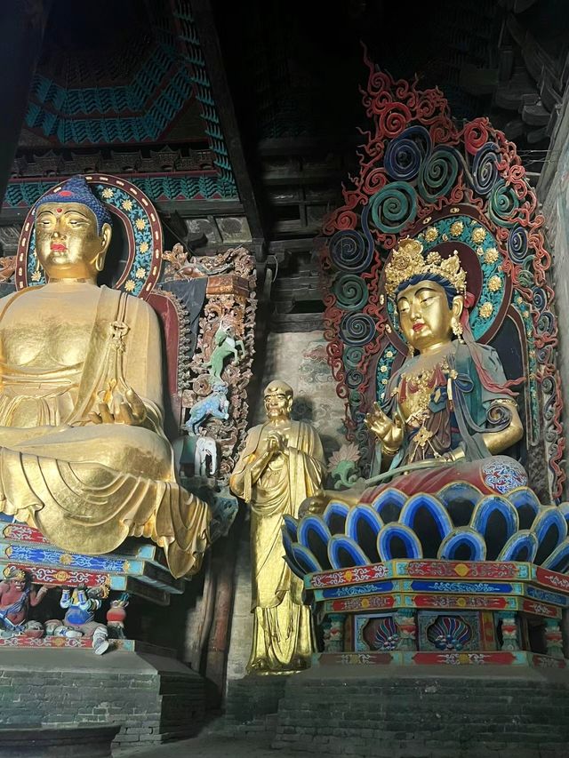 《隆興寺景區指南：歷史與景點詳解》