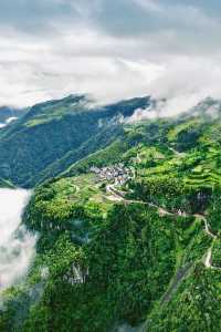 懸崖之上的古村落，感受“天空之城”清涼一夏的魅力