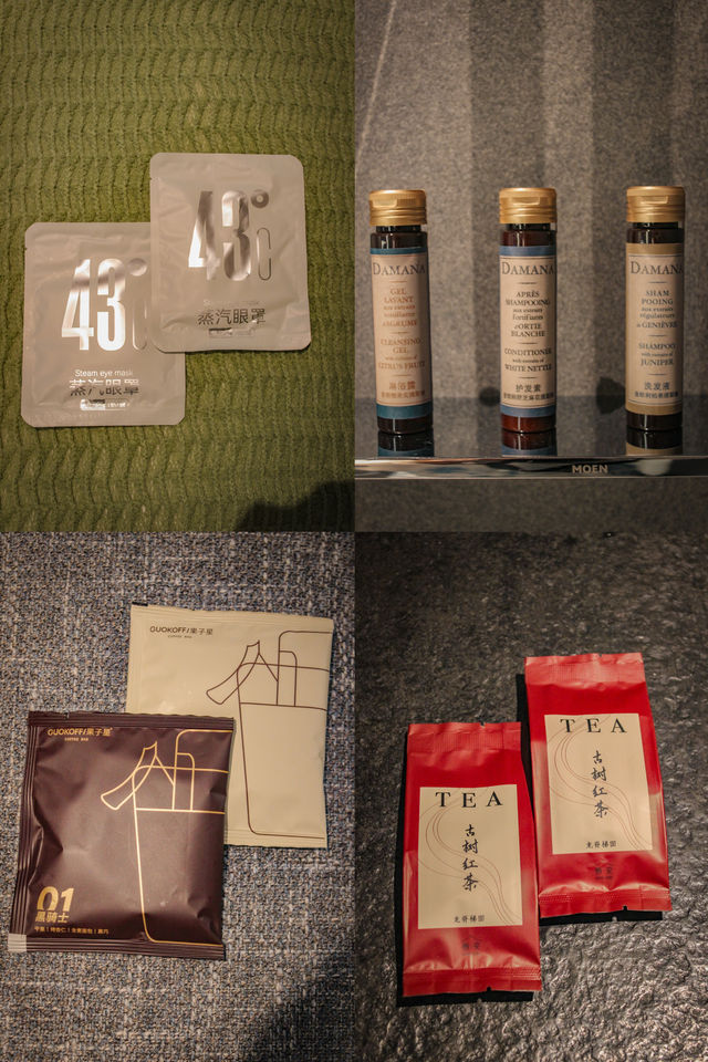 在龍脊梯田，我遇到了一扇會播報秋色的窗。