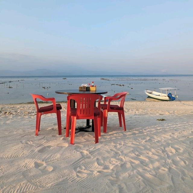 Lovely place by the beach 