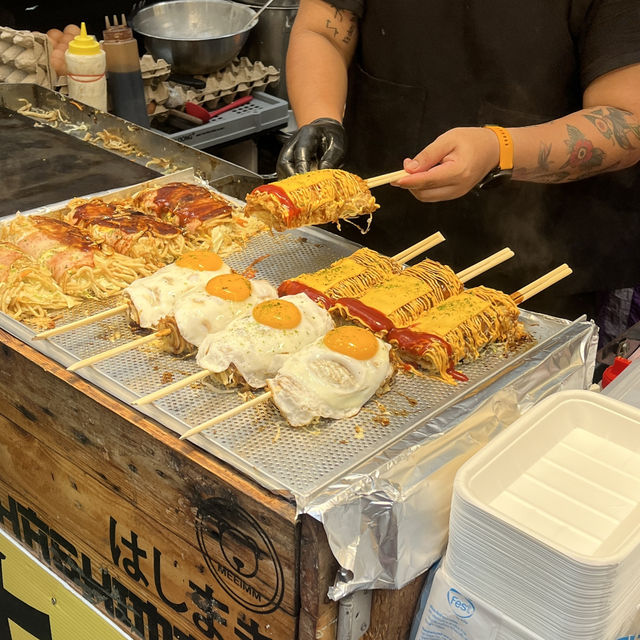 치앙마이 님만해민 금,토,일만 여는 주말마켓 화이트마켓 