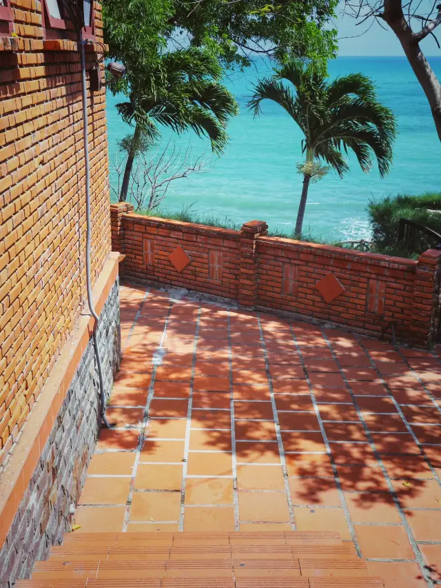 6-Day Vietnam Tour: Hot Springs Are a Must-Visit