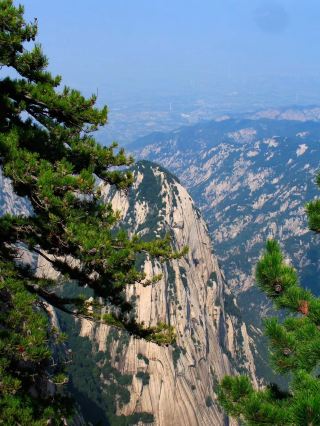 Shh, I'll tell you about this beautiful place in secret