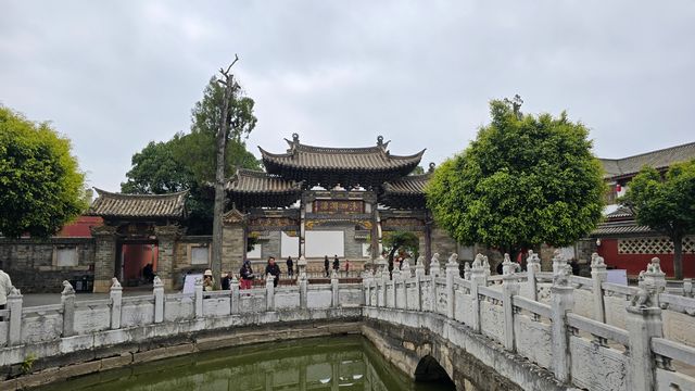 打卡石屏古城