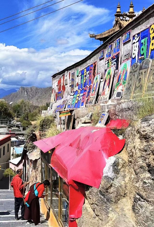 西藏千佛崖——心靈的震撼之旅
