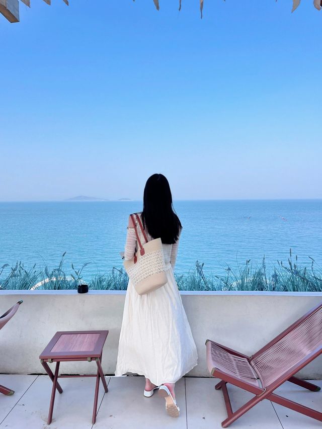 01年女生去青島陪拍｜海風帶來的隨意感