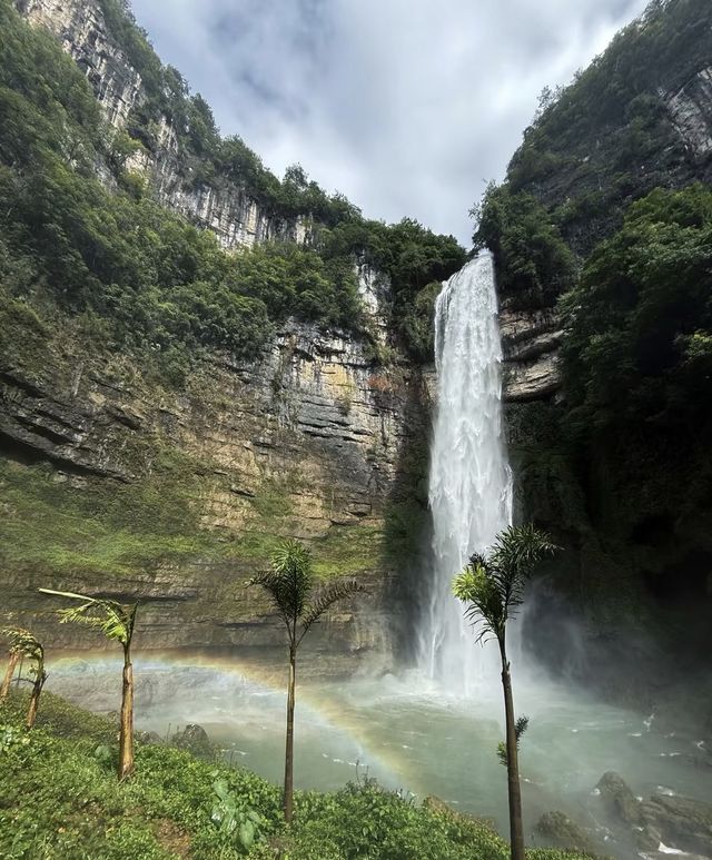 貴陽附近 | 貴陽真係離譜得嚟好正！深山隱藏嘅懸崖咖啡