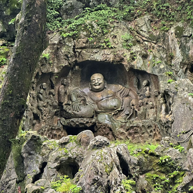 Hangzhou in 24 Hours: Tranquil Temples, Modern Malls & Misty West Lake