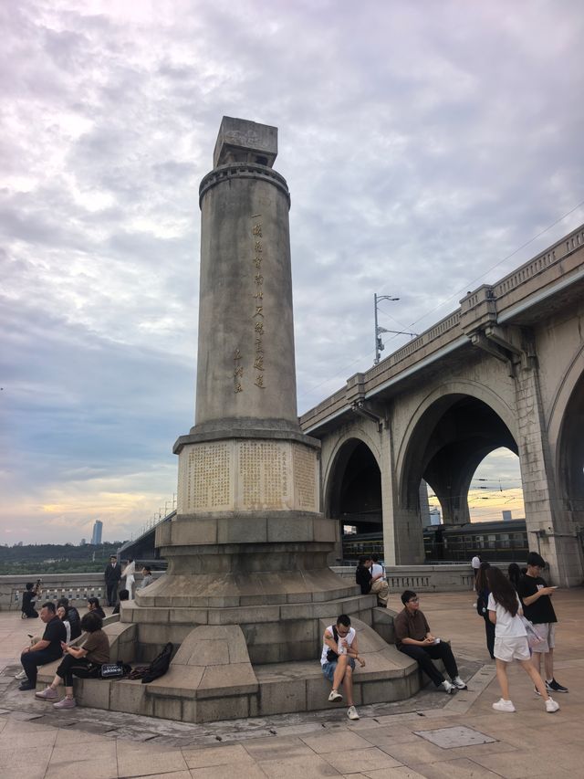 武漢4日遊：黃鶴樓嘅歷史韻味，東湖嘅自然風光