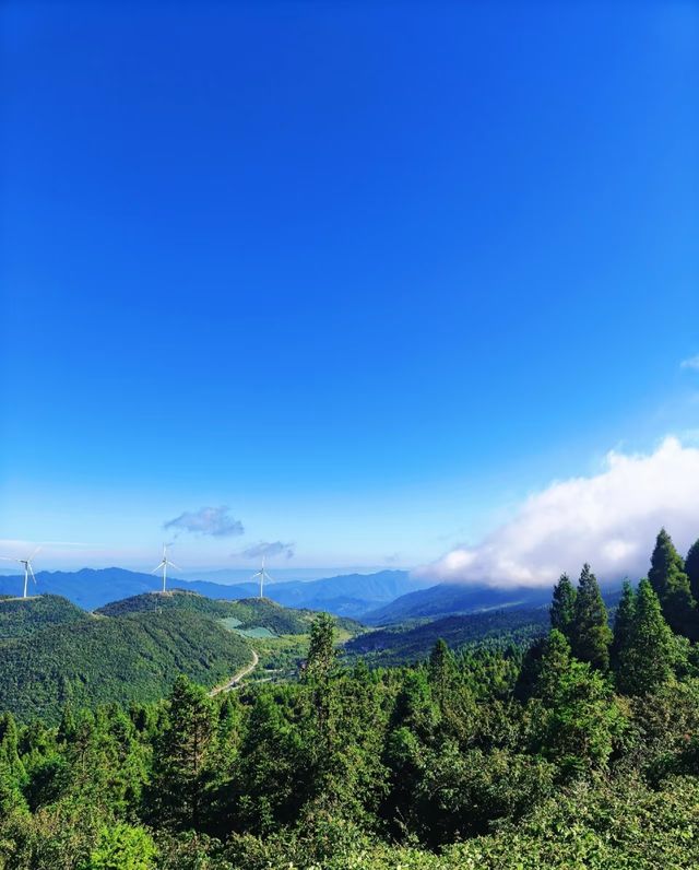 重慶也有自己的賽里木湖