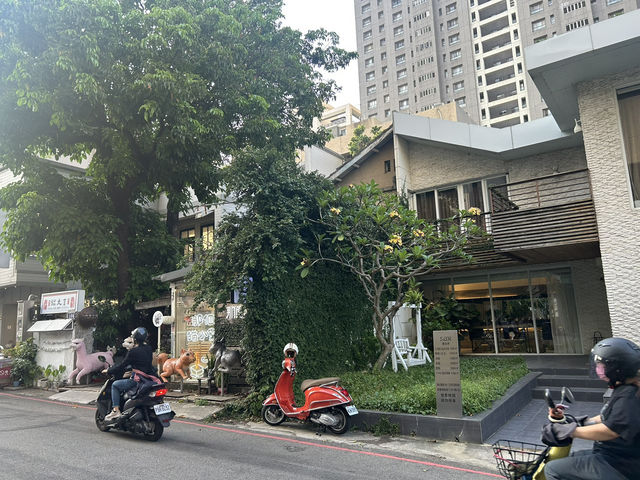 ☕ 台中輕旅行｜步行就能撿到的文青角落