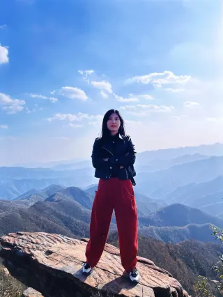 드디어 정상에 올랐어요, 정말 그만한 가치가 있답니다!