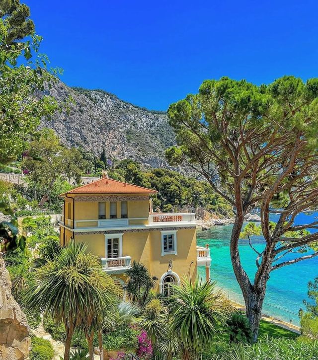 超美法國蔚藍海岸的中世紀懸崖小鎮老鷹巢村埃茲全攻略 超美法國蔚藍海岸的中世紀懸崖小鎮老鷹巢村埃茲全攻略