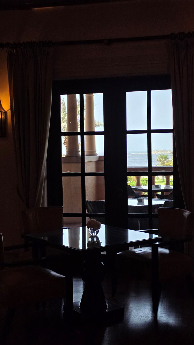 A Warm and Memorable Stay at The Ritz-Carlton, Dubai