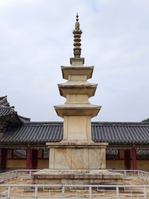 Bulguksa Temple's twin pagodas | A dialogue of simplicity and