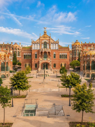 14-day European multi-country tour guide: A niche, stress-free route