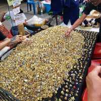 ถนนคนเดินวัวลาย วันเสาร์ เชียงใหม่
