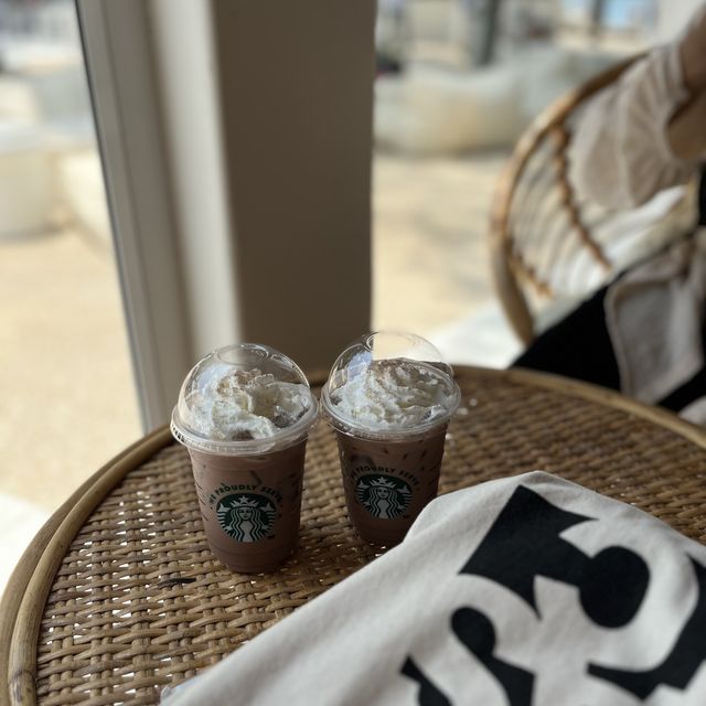 Starbucks ริมทะเล Starbucks ริมทะเล