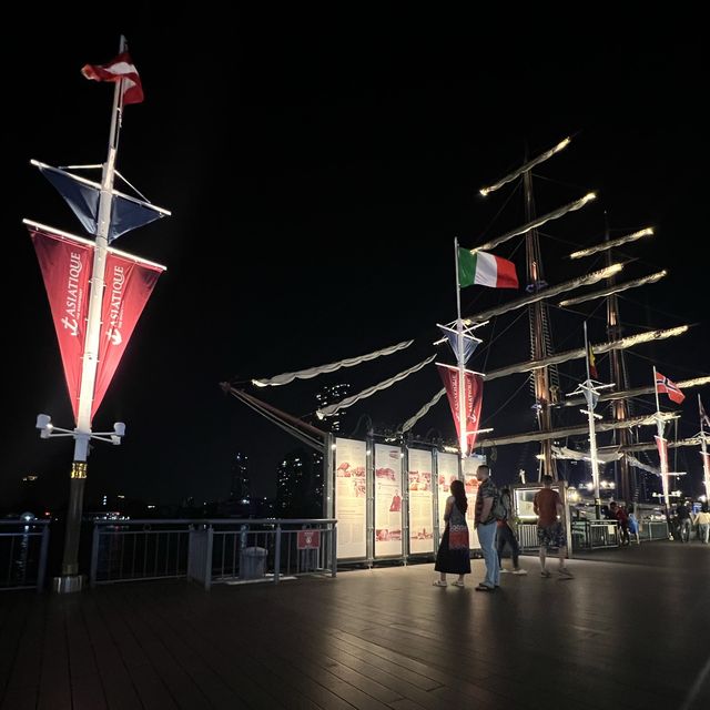 ASIATIQUE THE RIVERFRONT 