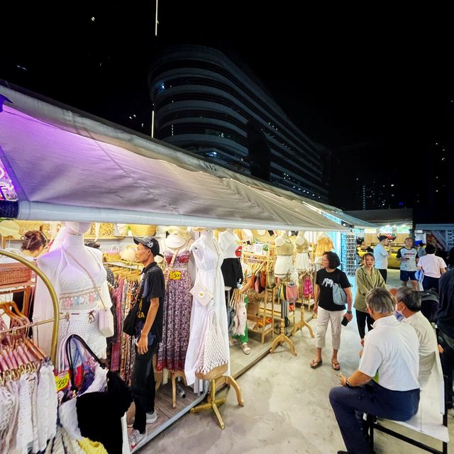 Bangkok's best night market: Jodd Fairs