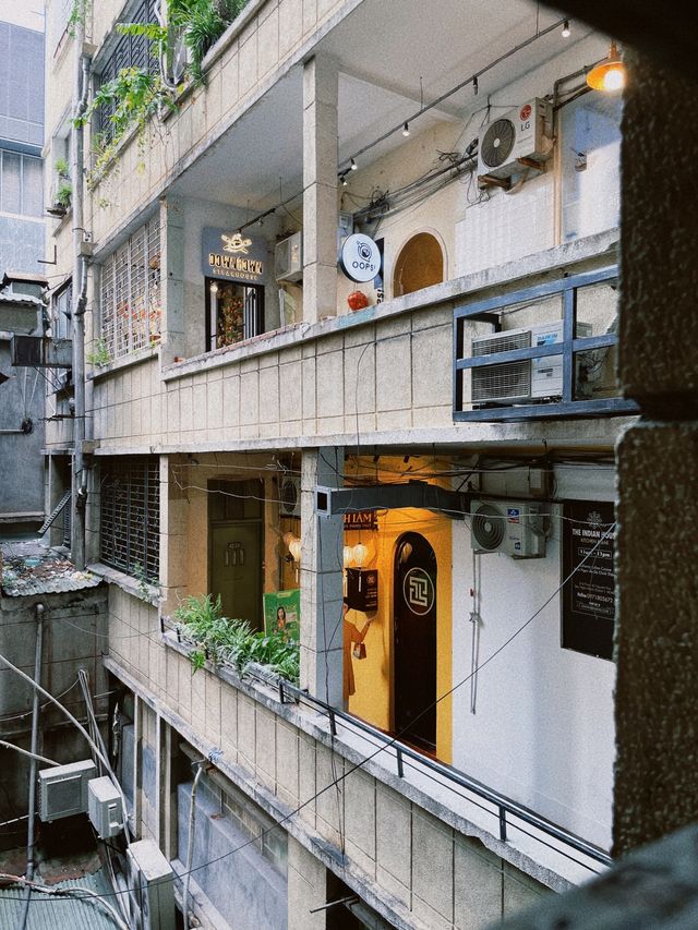 The cafe apartment แหล่งรวมคาเฟ่กรุงโฮจิมินห์ 🏢
