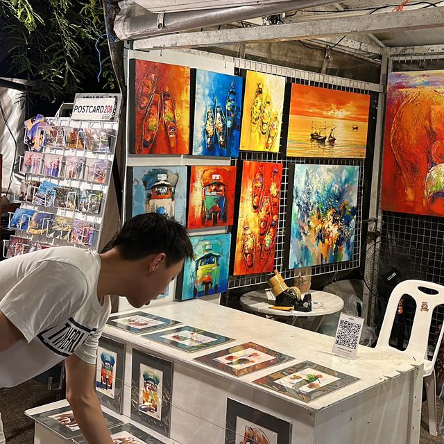 The only WEEKEND ART Market you must go!